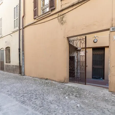 Loggia 2 - Affitti Brevi Italia Brescia